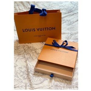 100% authentic Louis Vuitton shopping bag/box.